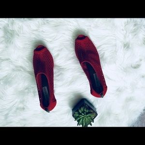 Steve Madden open toe mesh booties